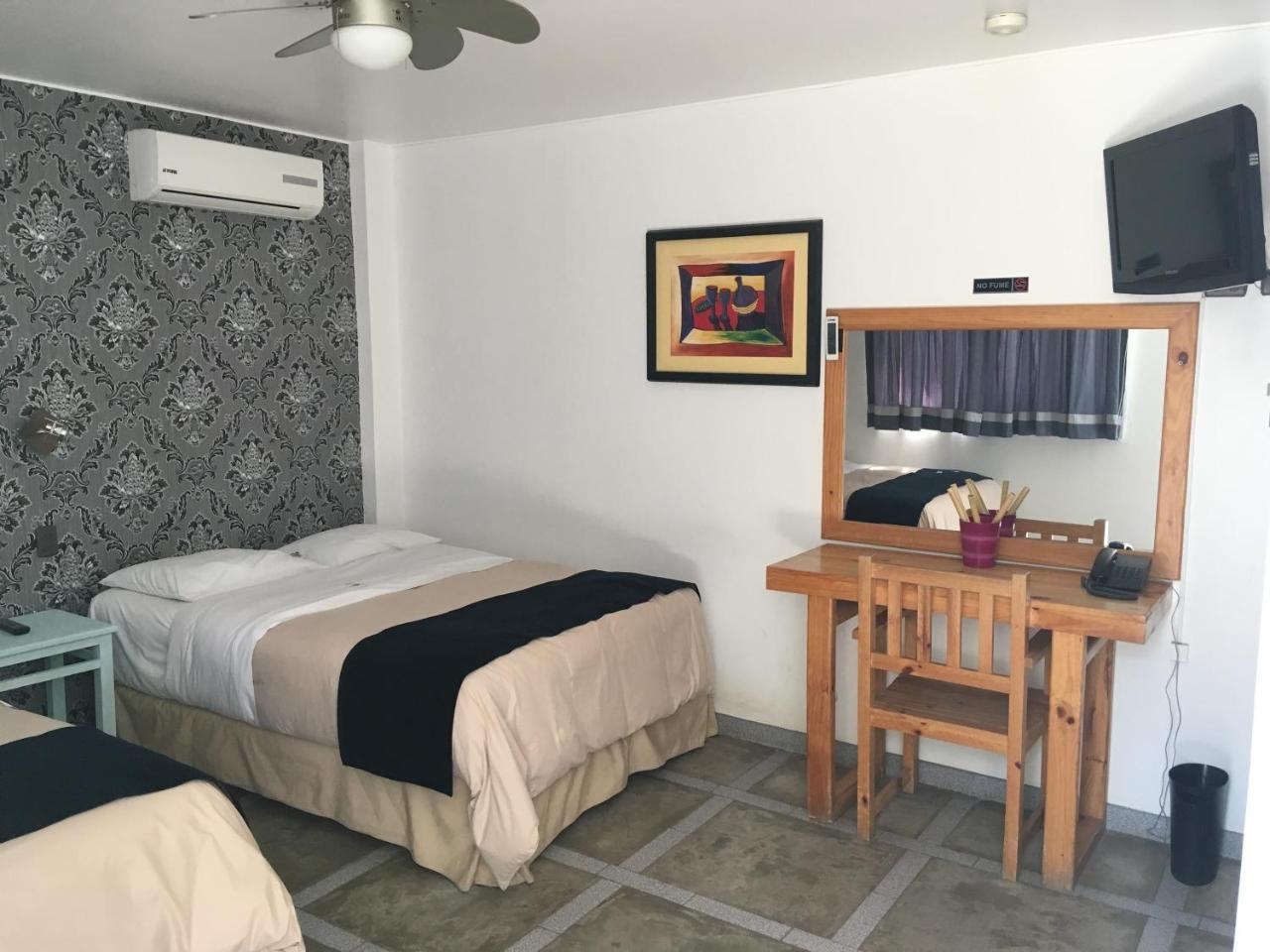 איקה Hotel Villa Jazmin מראה חיצוני תמונה